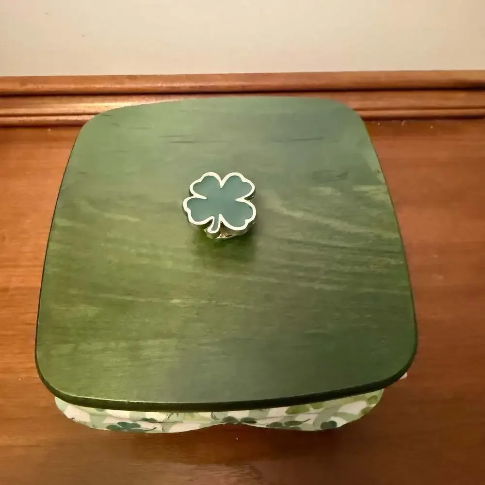 Longaberger 2006 Lucky Twist Basket Lid Fabric Liner Protector Shamrock St. Patr